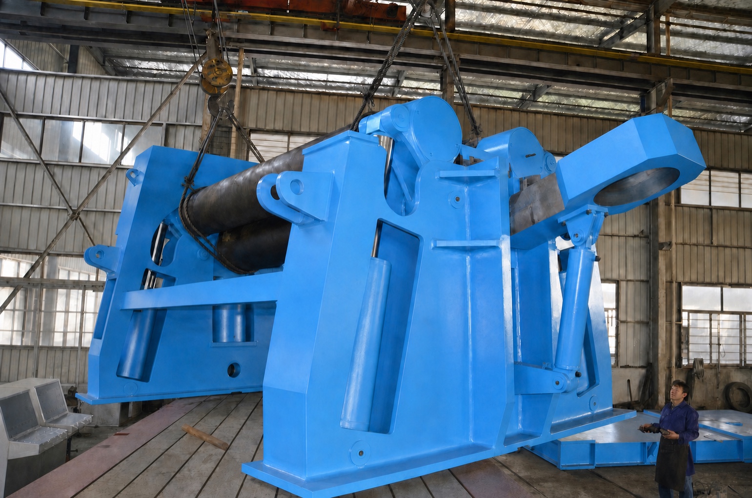 Четырёхвалковые вальцы ROLL W12-25×2500 тяжёлого исполнения