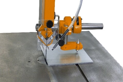 Вертикальный ленточнопильный станок VBS-1000TM