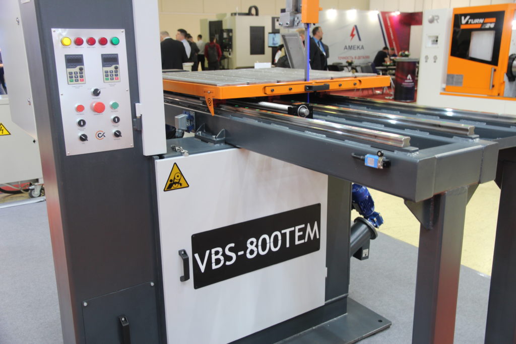 Вертикальный ленточнопильный станок VBS-800TEM